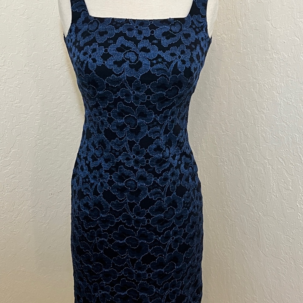 Elegant Navy Floral Midi Dress